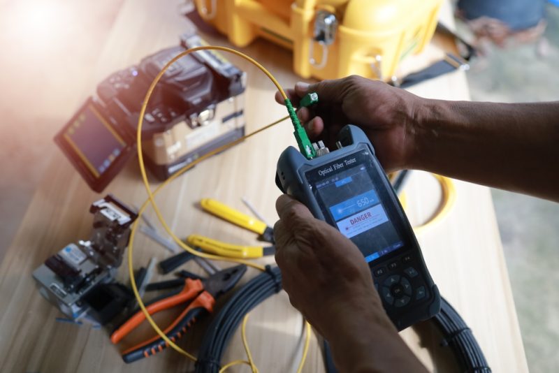Fiber,Optic,Fusion,Splicing,Cable,Internet,Signal,And,Wire,Connection